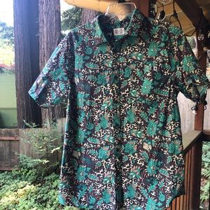 Hurley graphic button down shirt